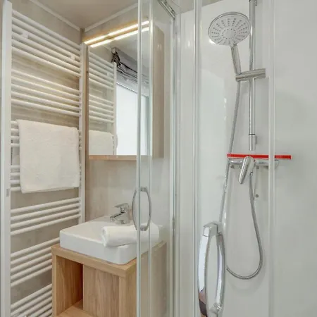 Tiny Haus 23 Am Brombachsee Holiday home Pleinfeld